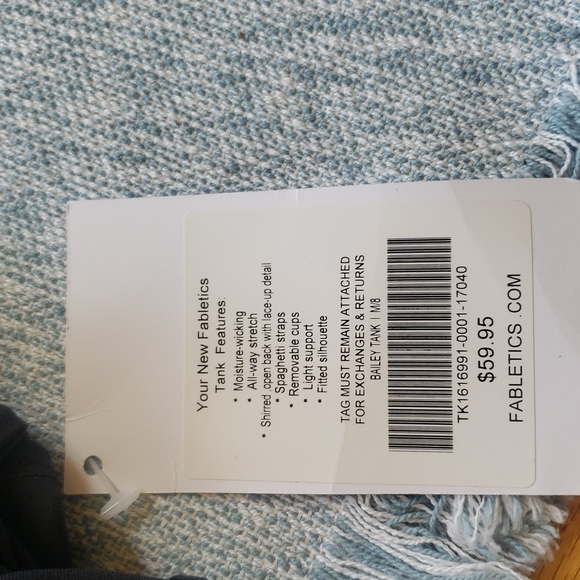 NWT Fabletics Bailey Tank M 8 - Picture 3 of 5
